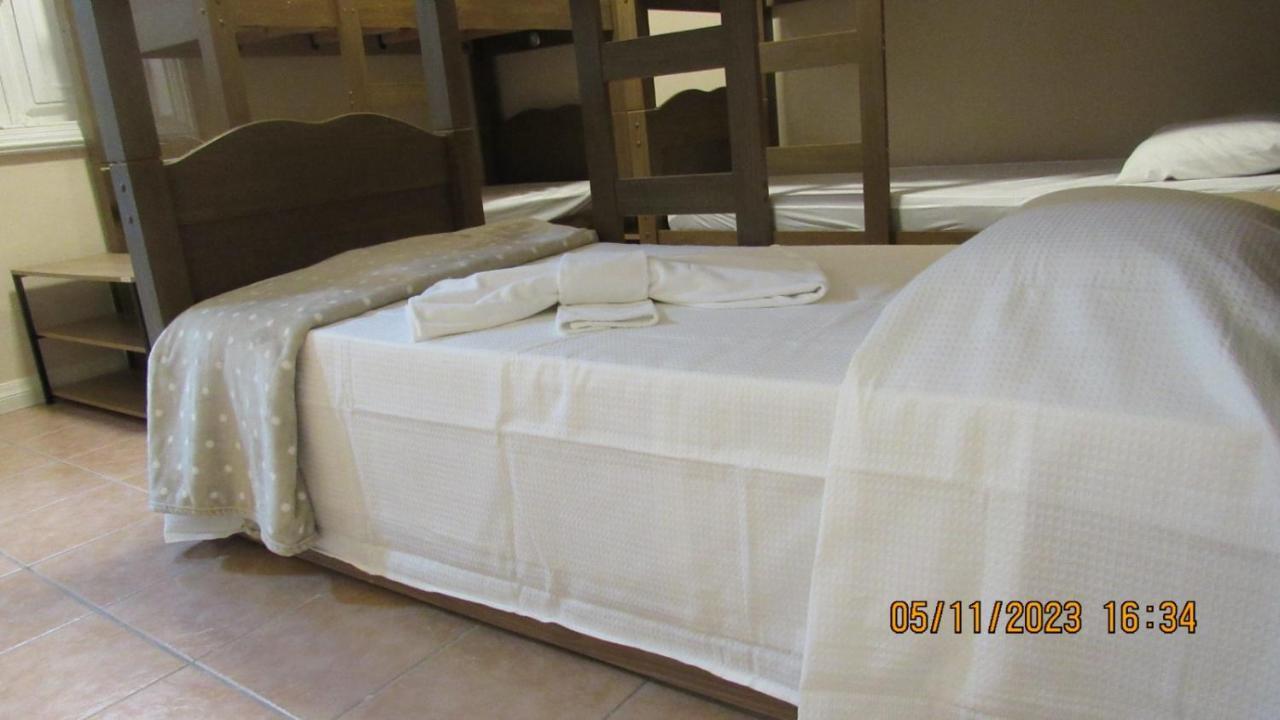Hostal Casa Luzes Ivn *